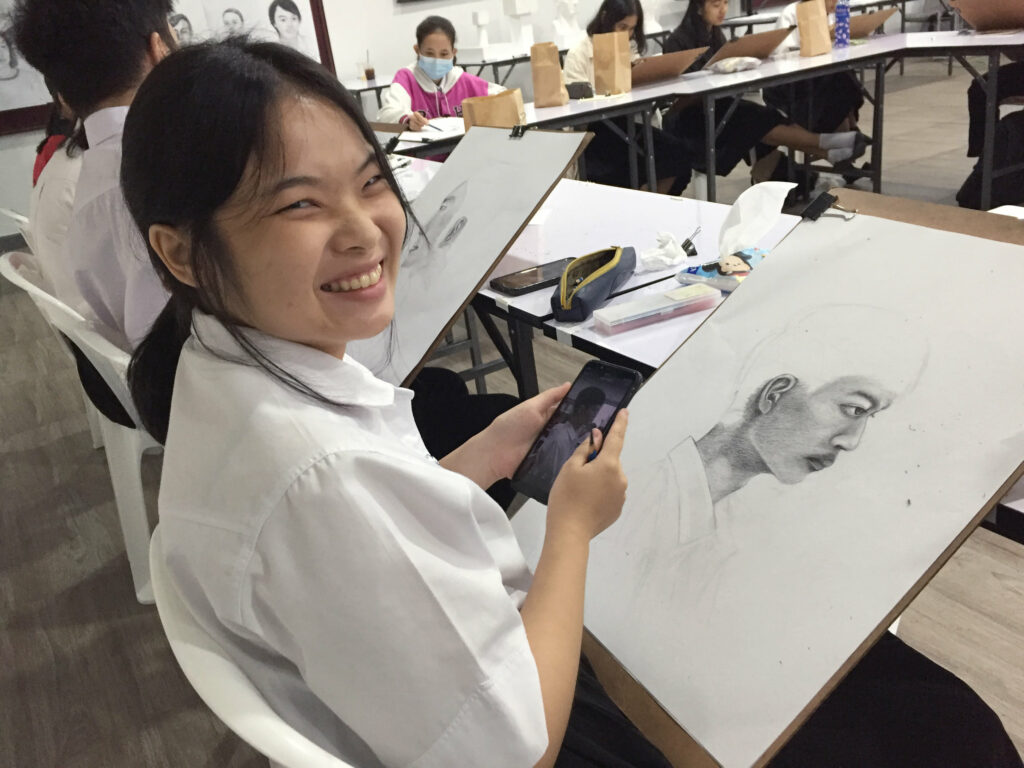หลักสูตรเทคโนโลยีมัลติมีเดียแอนิเมชันและเกม ชวนน้องเรียนวิชาวาดเส้นพื้นฐาน