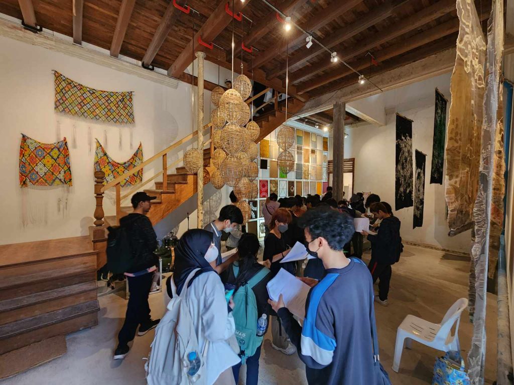 หลักสูตรเทคโนโลยีมัลติมีเดียแอนิเมชัน และเกม ลงพื้นที่เก็บข้อมูลพื้นที่ตั้งของอาณาจักรโบราณ เพื่อนำเสนอในรูปแบบแอนิเมชัน 2 มิติ