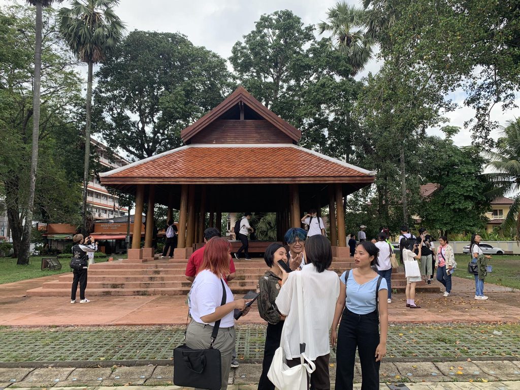 หลักสูตรเทคโนโลยีมัลติมีเดียแอนิเมชัน และเกม ลงพื้นที่เก็บข้อมูลพื้นที่ตั้งของอาณาจักรโบราณ เพื่อนำเสนอในรูปแบบแอนิเมชัน 2 มิติ