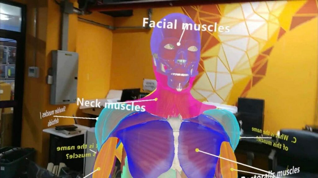 หลักสูตรเทคโนโลยีมัลติมีเดียแอนิเมชันและเกม เตรียมพร้อมรับการเรียน On-site Imac M1 พร้อมซอฟท์แวร์ลิขสิทธิ์ และ Microsolf HoloLens สำหรับการเรียนการสอนด้าน Mixed-Reality