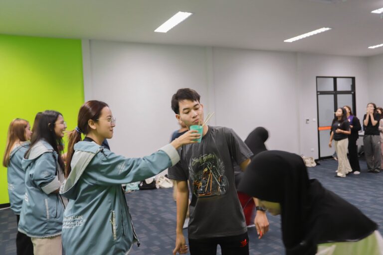 สานสัมพันธ์กับน้องๆ DTM67