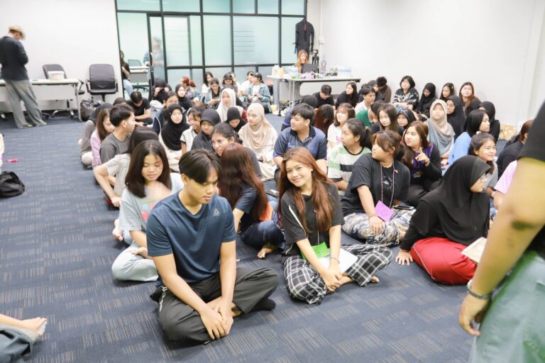สานสัมพันธ์กับน้องๆ DTM67
