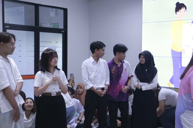 สานสัมพันธ์กับน้องๆ DTM67