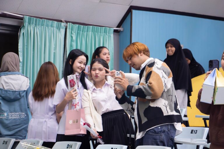 DTM_มอบเสื้อ