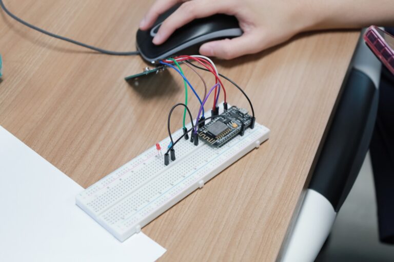 อบรม IoT ให้นักเรียนกัลยาณีศรีธรรมราช