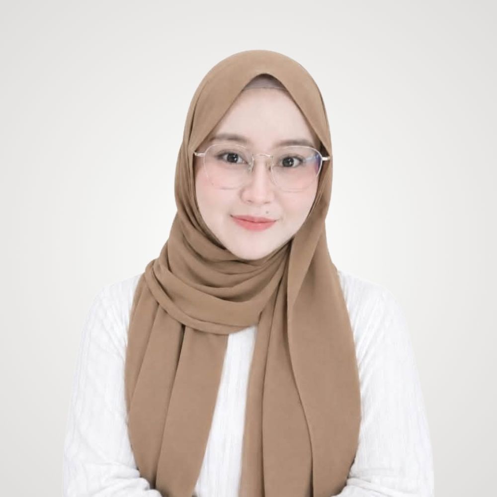 Ms.Tichanon Songlerd